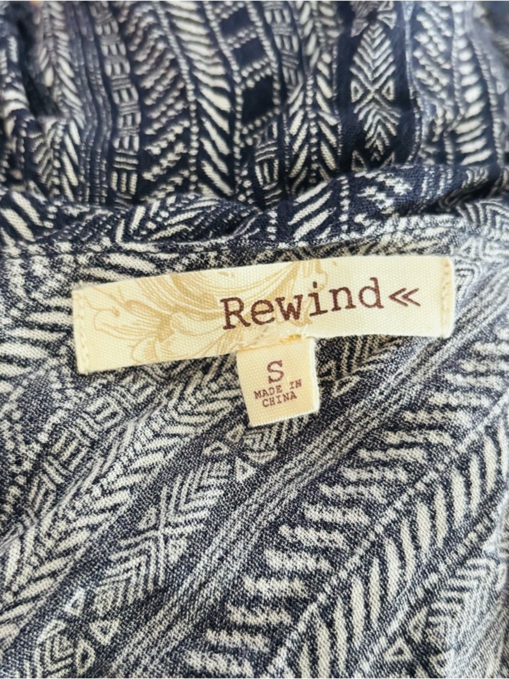 Rewind Ruffle Zip-Back Shorts Romper - Picture 5 of 7